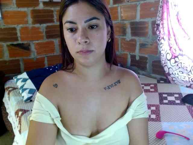 HaileyBrown69 webcam