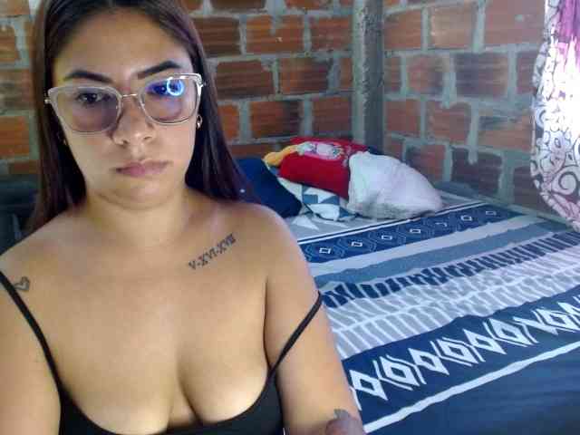 HaileyBrown69 webcam