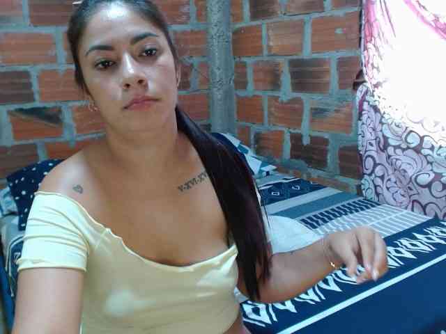 HaileyBrown69 webcam