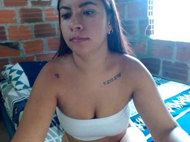 HaileyBrown69 webcam