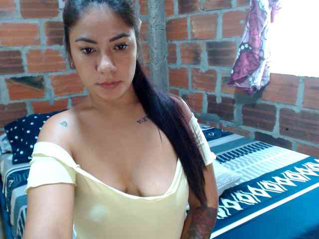 HaileyBrown69 webcam