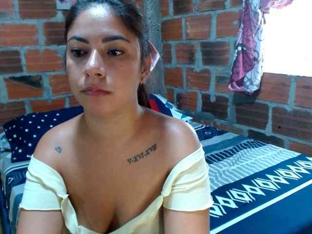 HaileyBrown69 webcam