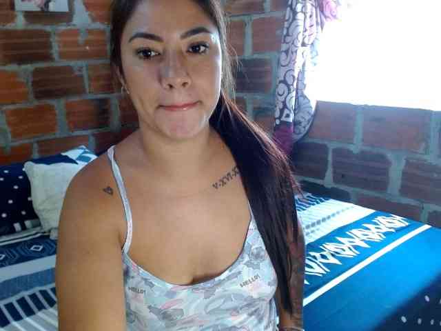 HaileyBrown69 webcam