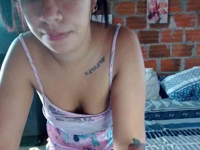 HaileyBrown69 webcam