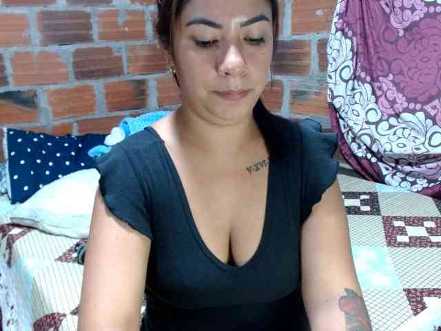 HaileyBrown69 webcam
