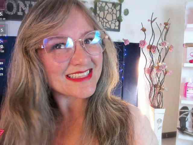 Sofia-boobs-- webcam