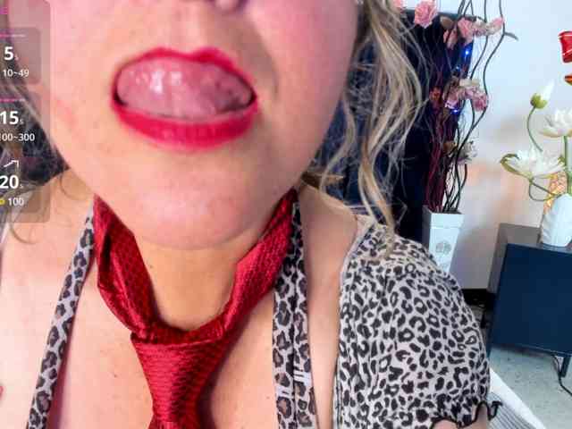 Sofia-boobs-- webcam
