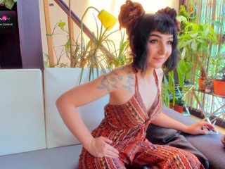 Moona-One Porn Show