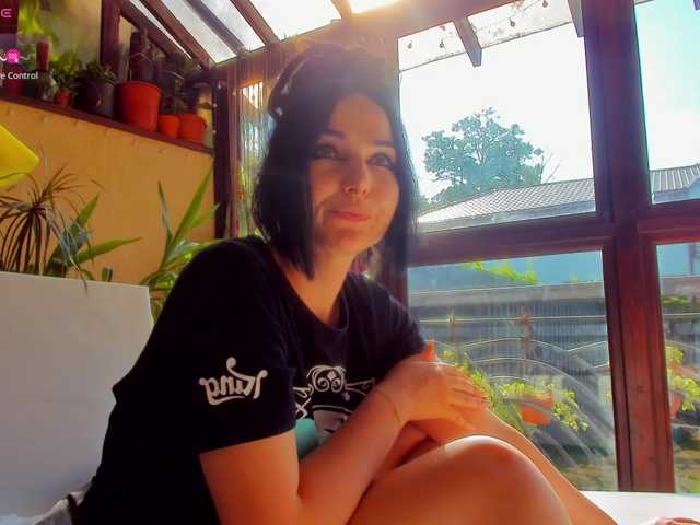  ingridblondy94 chat room