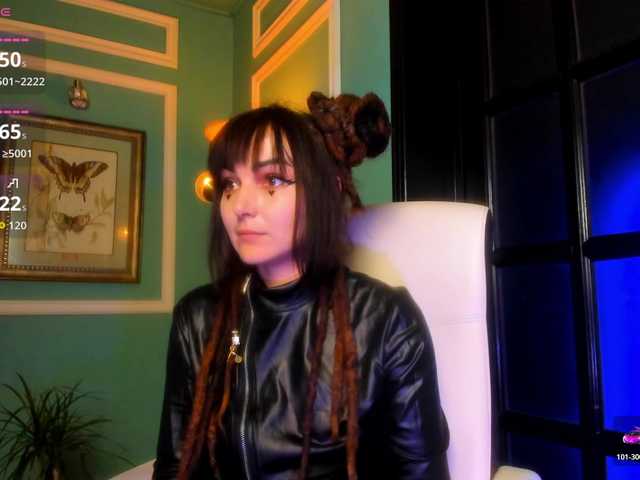 go to chat with Moona-One