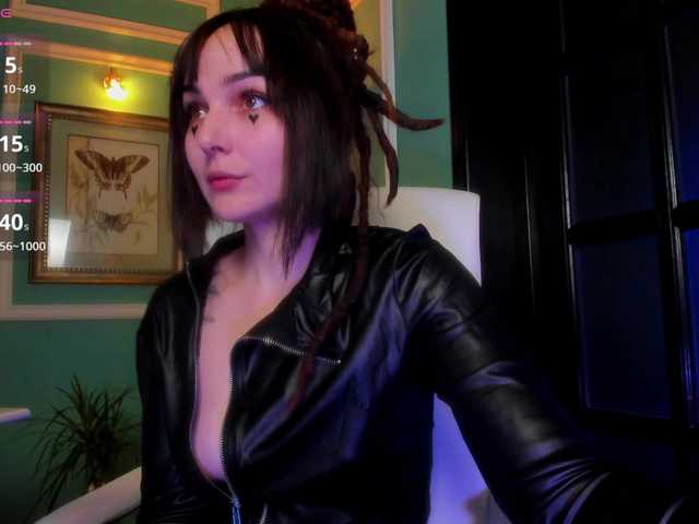 ingridblondy94's BongaCams show and profile