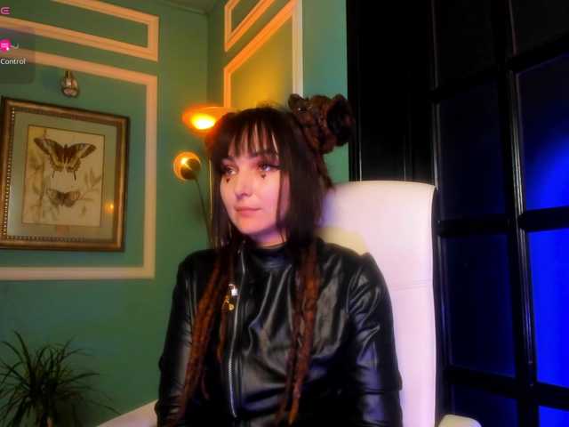 Sex chat gratuit in direct cu ingridblondy94 pe BongaCams