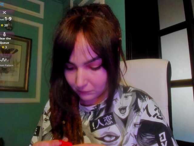 ingridblondy94's BongaCams show and profile
