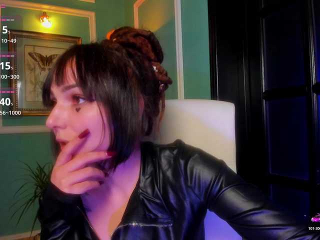 go to chat with Moona-One