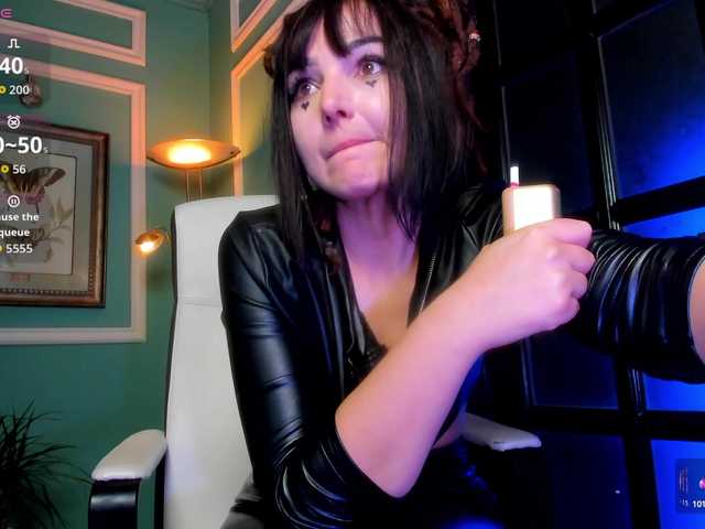 ingridblondy94 live cam