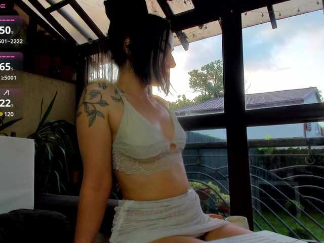 ingridblondy94 Live Webcam on BongaCams