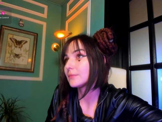 ingridblondy94 from BongaCams