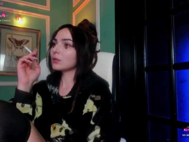 ingridblondy94's BongaCams show and profile