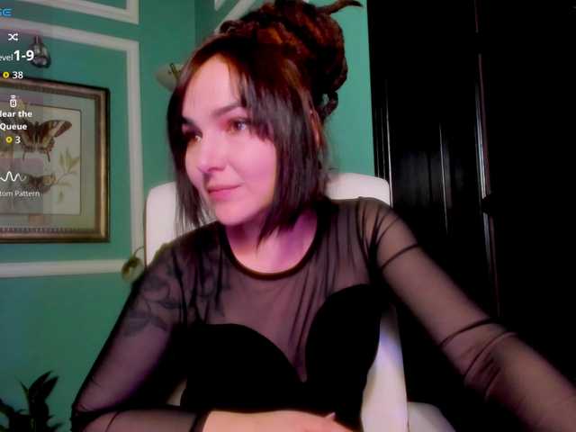 ingridblondy94's BongaCams show and profile