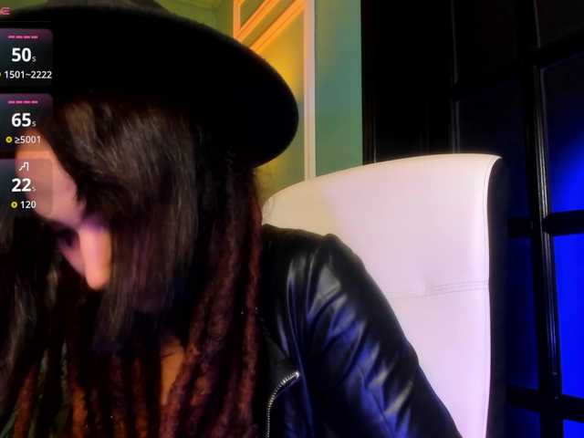 ingridblondy94 Live Webcam on BongaCams