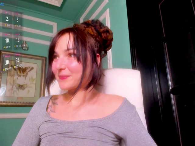 go to chat with Moona-One