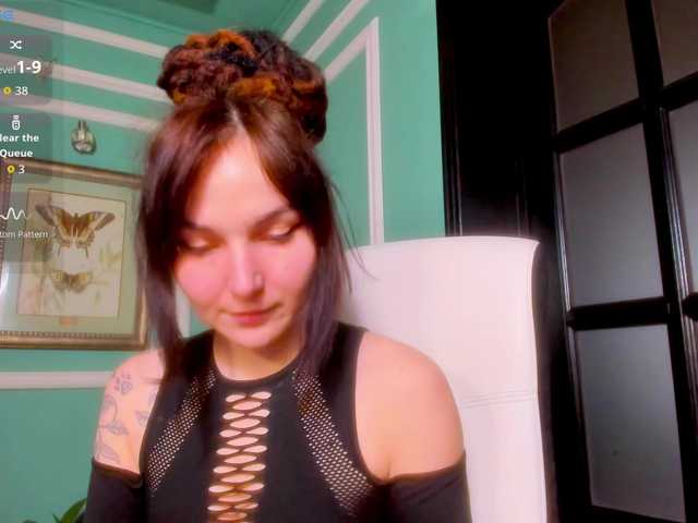 ingridblondy94's BongaCams show and profile