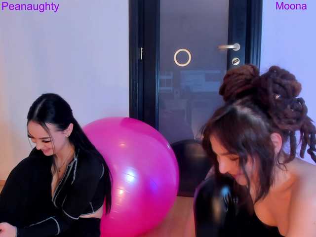 go to chat with Moona-One