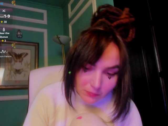 ingridblondy94's BongaCams show and profile