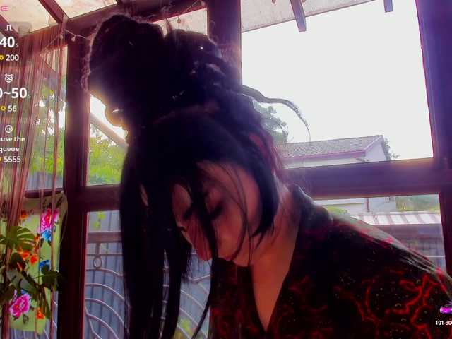 go to chat with Moona-One