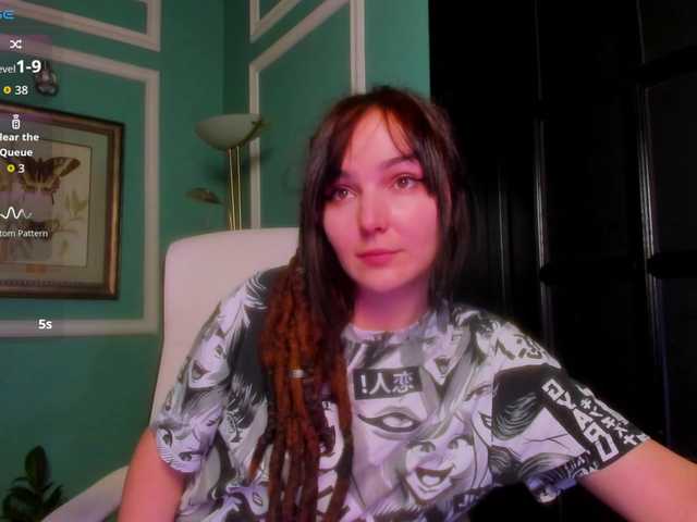 ingridblondy94's BongaCams show and profile