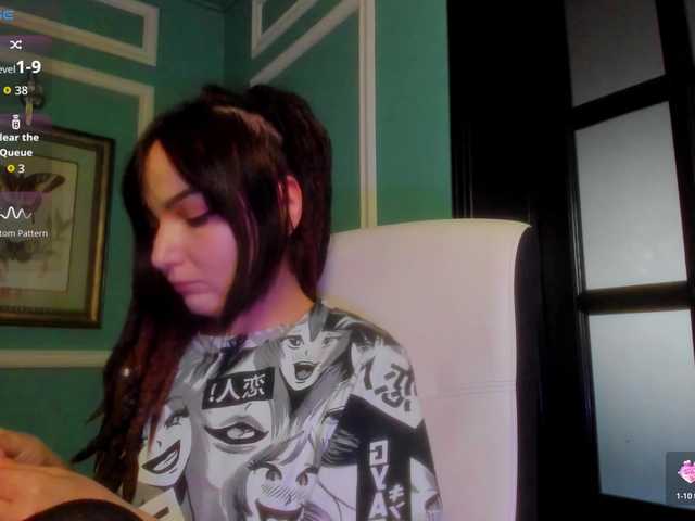 ingridblondy94's BongaCams show and profile