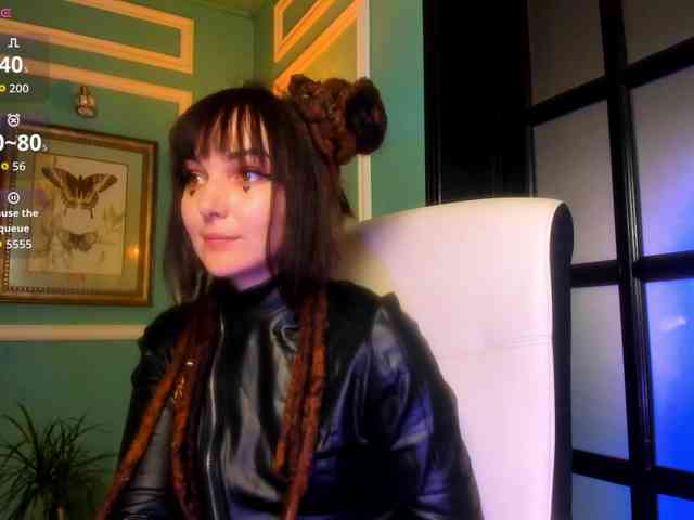 ingridblondy94 Live Webcam on BongaCams