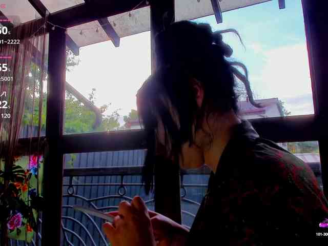 ingridblondy94 Live Webcam on BongaCams