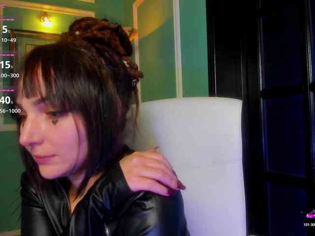 ingridblondy94 Live Webcam on {site_name}