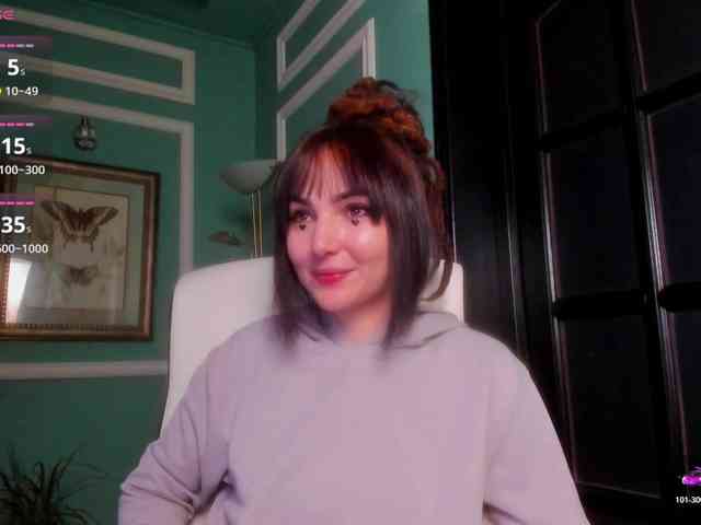 ingridblondy94 Live Webcam on BongaCams