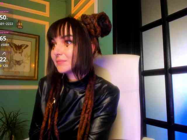 ingridblondy94 Live Webcam on BongaCams