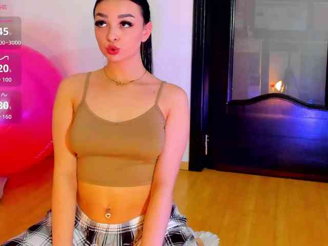 ingridblondy94 Live Webcam on BongaCams