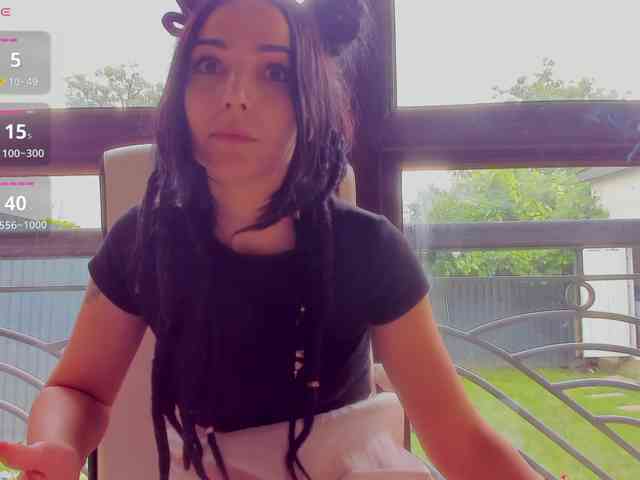 ingridblondy94 Live Webcam on BongaCams