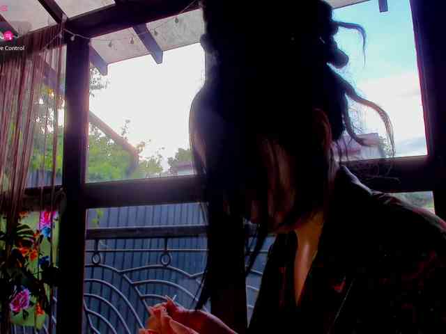 ingridblondy94 Live Webcam on BongaCams