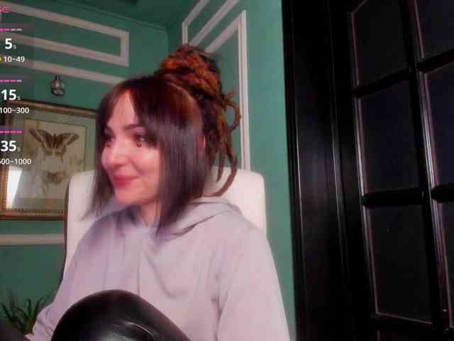 ingridblondy94 Live Webcam on BongaCams