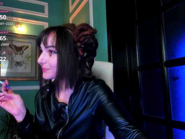 ingridblondy94's webcam live show