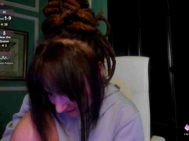 ingridblondy94 Live Webcam on BongaCams