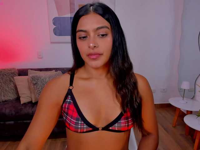 Admire AmandaConner, she wants to masturbate for you AmandaConner from BongaCams