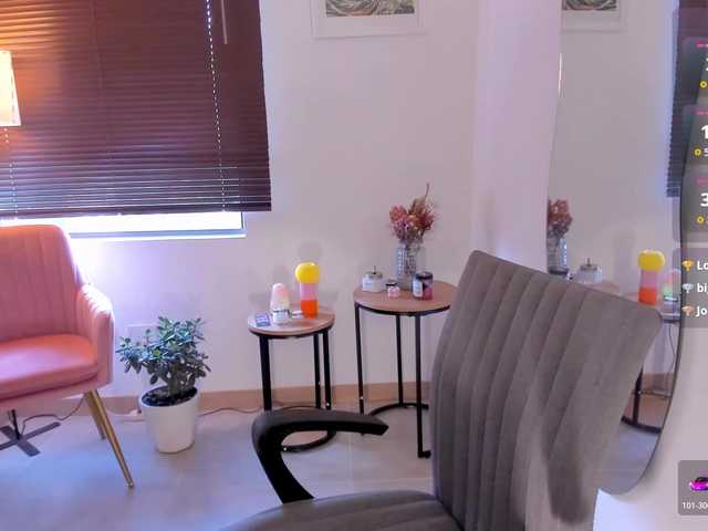 ameliegraham's BongaCams show and profile