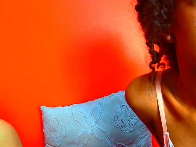 farianaall's BongaCams show and profile