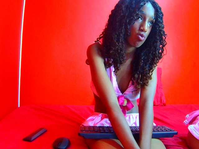 farianaall's BongaCams show and profile