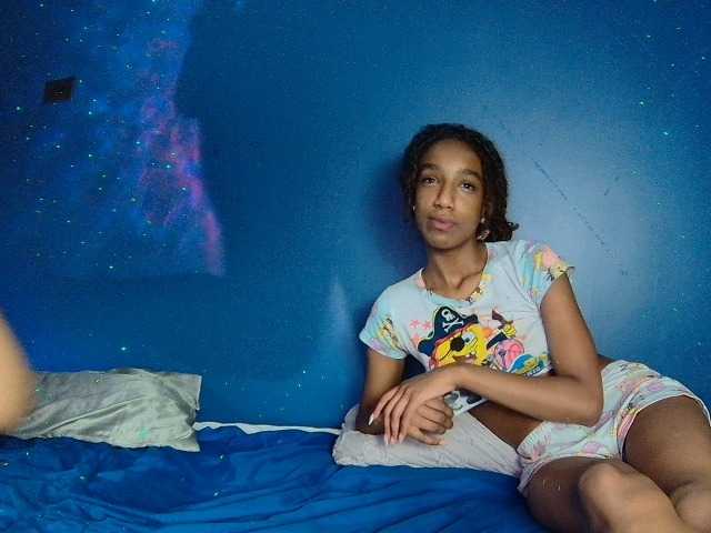 farianaall's BongaCams show and profile