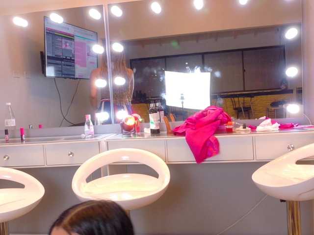 farianaall's BongaCams show and profile