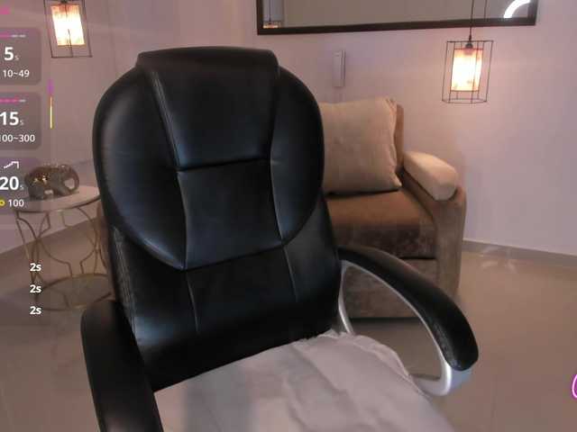 Aida-adams's BongaCams show and profile