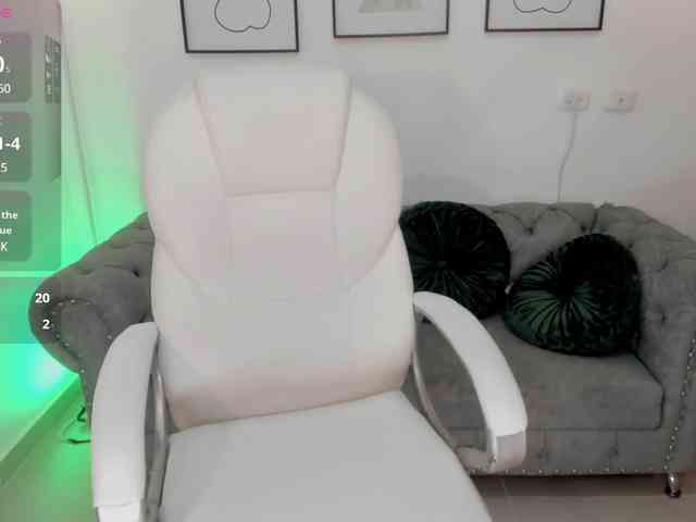 Aida-adams webcam